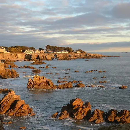 度假居 Kerjacnine, A 300 M Du Port, Maison 7 Couchages Avec Grand Jardin 勒宝利古恩